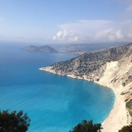 Вилла Dionysus Аргостолион